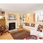Murphys House - 3 Bed Luxury Central Townhouse