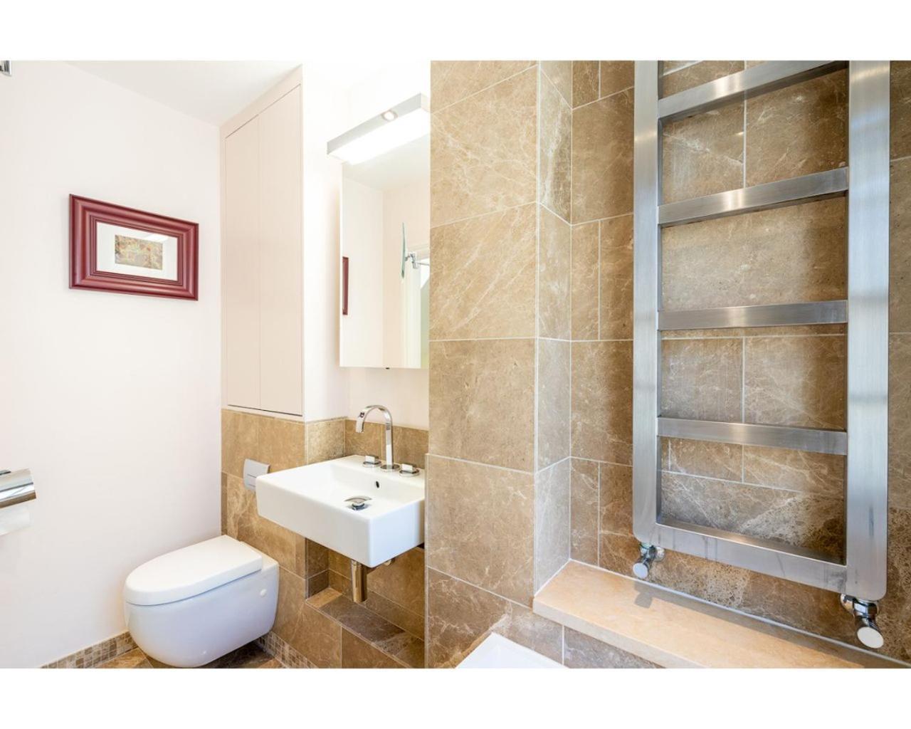 Murphys House - 3 Bed Luxury Townhouse